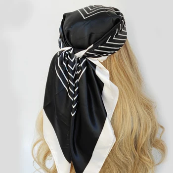 2022 Luksusa Zīmolu Jaunu Stilu Iespiesti Nekustamā Audumi, Zīda Lakati 90cm galvas apsējs Lakatu Šalle Sievietēm Vairumtirdzniecības šifona hijab