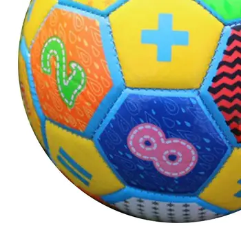 Konkurences Spēles Bumbu Baudīt Smieklīgi Skolu Futbolu Ar Draugiem Futbola Bumbu, Bērniem, Kāju Bumbu