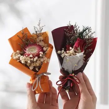 Mini dabiski Kaltētu Ziedu Pušķis, Rozes Mūžīgo Ziedu Turot Roku Dekorācijas, Butaforijas Fons Ziedu Ziemassvētku Instagram Dāvanas Ph G4N4