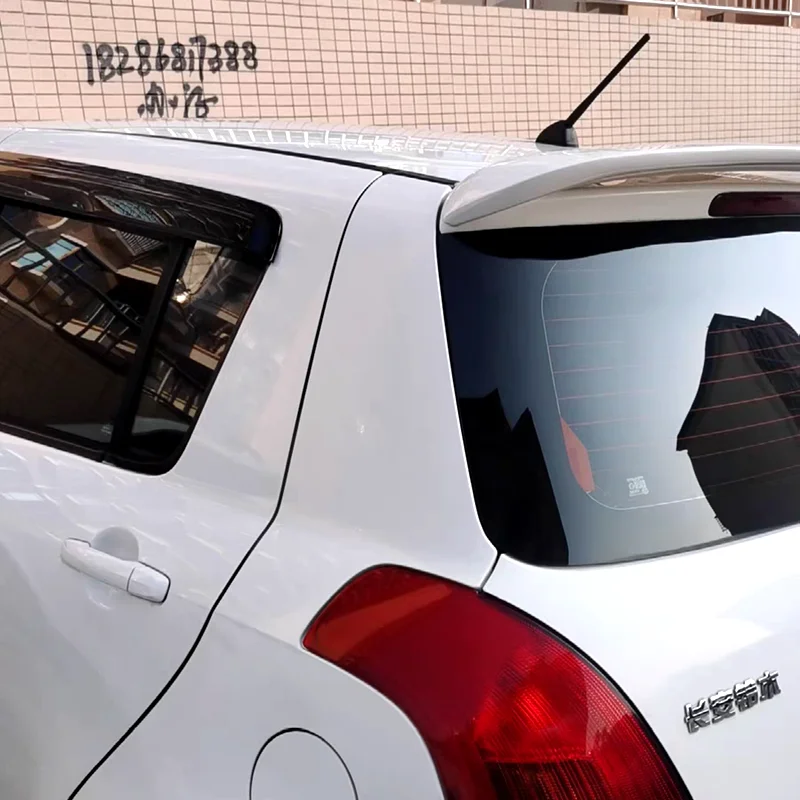 Par Suzuki Swift Spoilers 2006. līdz 2015. gadam Augstas kvalitātes ABS materiāla, Automobiļu Aizmugurējo spārnu Gruntējuma krāsu, aizmugurējais spoileris, par Suzuki Swift